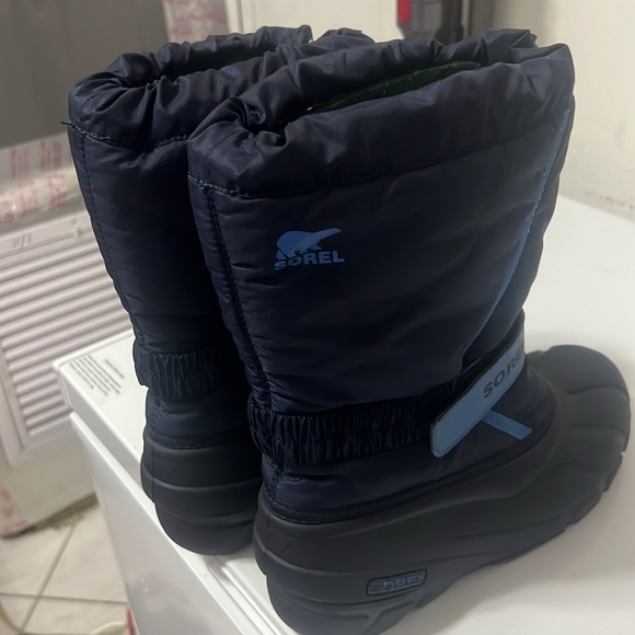 Sorel unisex snow boots - Picture 11 of 17